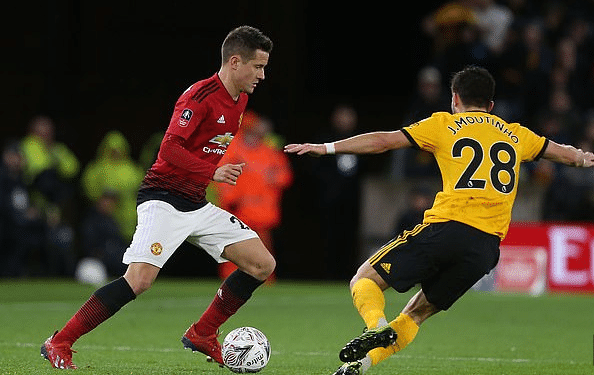 职业足球中 职业足球中